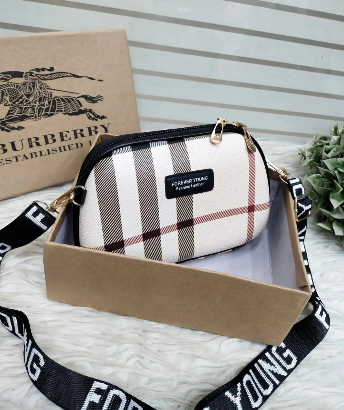 Forever young Imported Hand Clutch Collection High Quality Reviews ⭐⭐⭐⭐⭐(FREE HOME DELIVERY) Multi Collections